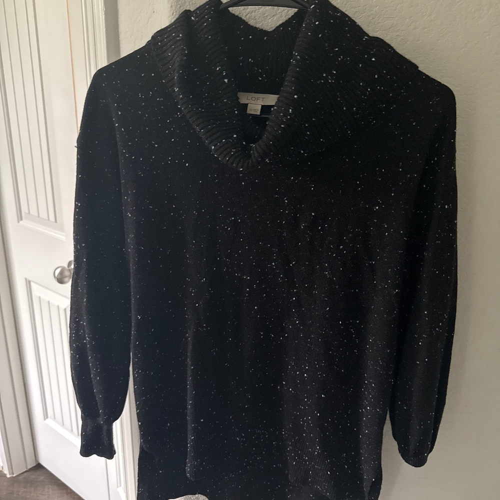 Women’s Loft Black With White Speckle Tunic Sweater XS
